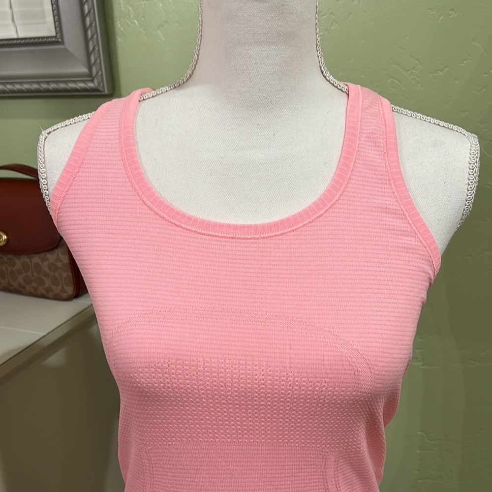 Lululemon Swiftly tech tank top - Picture 4 of 14